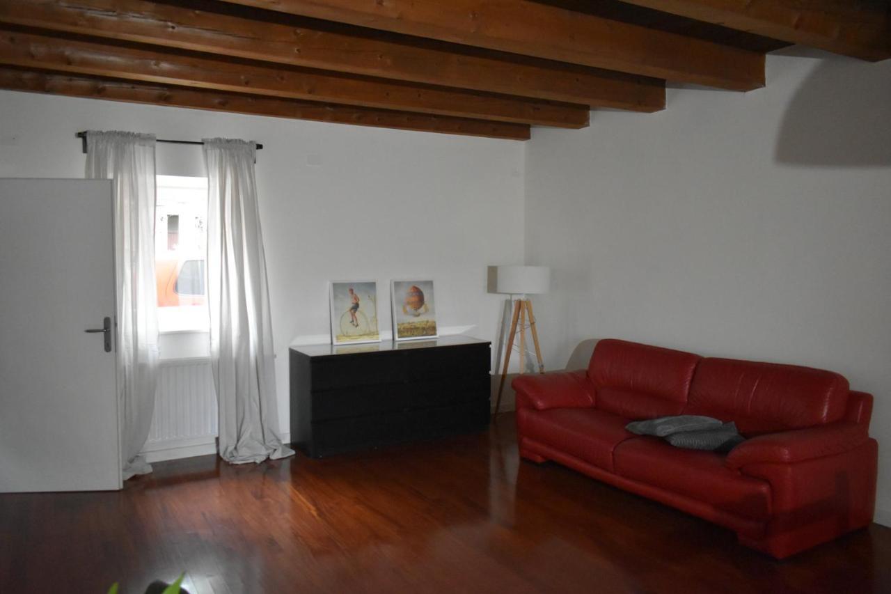 Small House In Vipava Valley 외부 사진