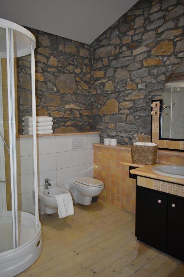 Small House In Vipava Valley 외부 사진